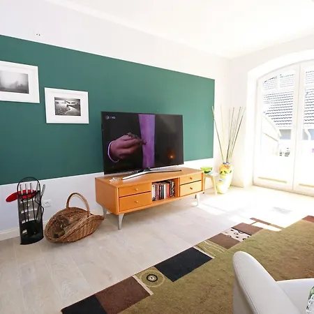 Ferienwohnung Lutt Matten Mit Sud Westterrasse *