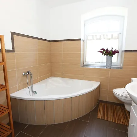 Ferienwohnung Lutt Matten Mit Sud Westterrasse