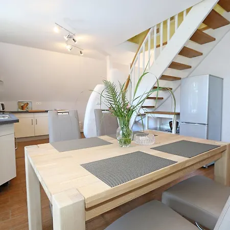 Ferienwohnung Lutt Matten Mit Sud Westterrasse *